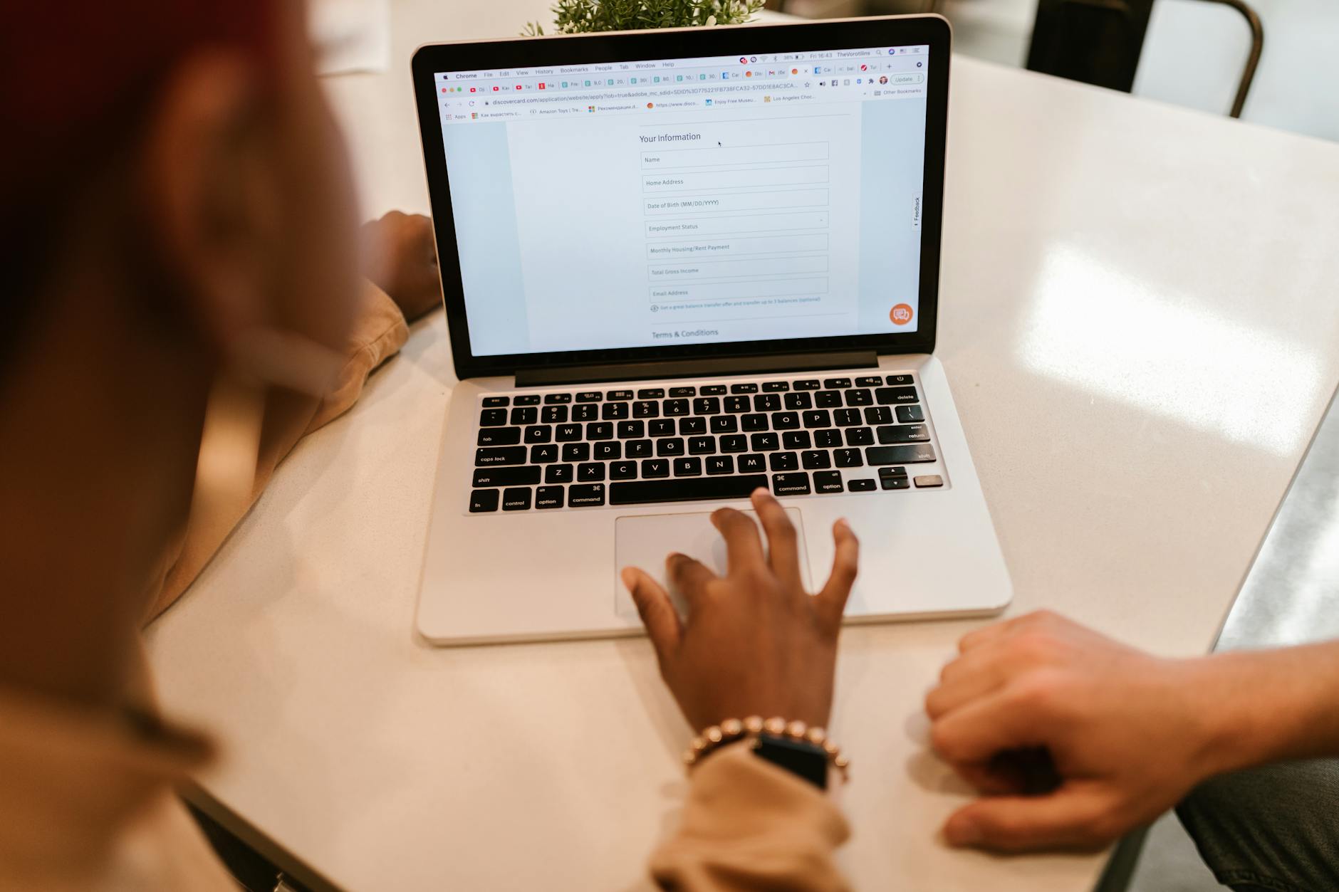 Applying online for the Kenya electronic travel authorization