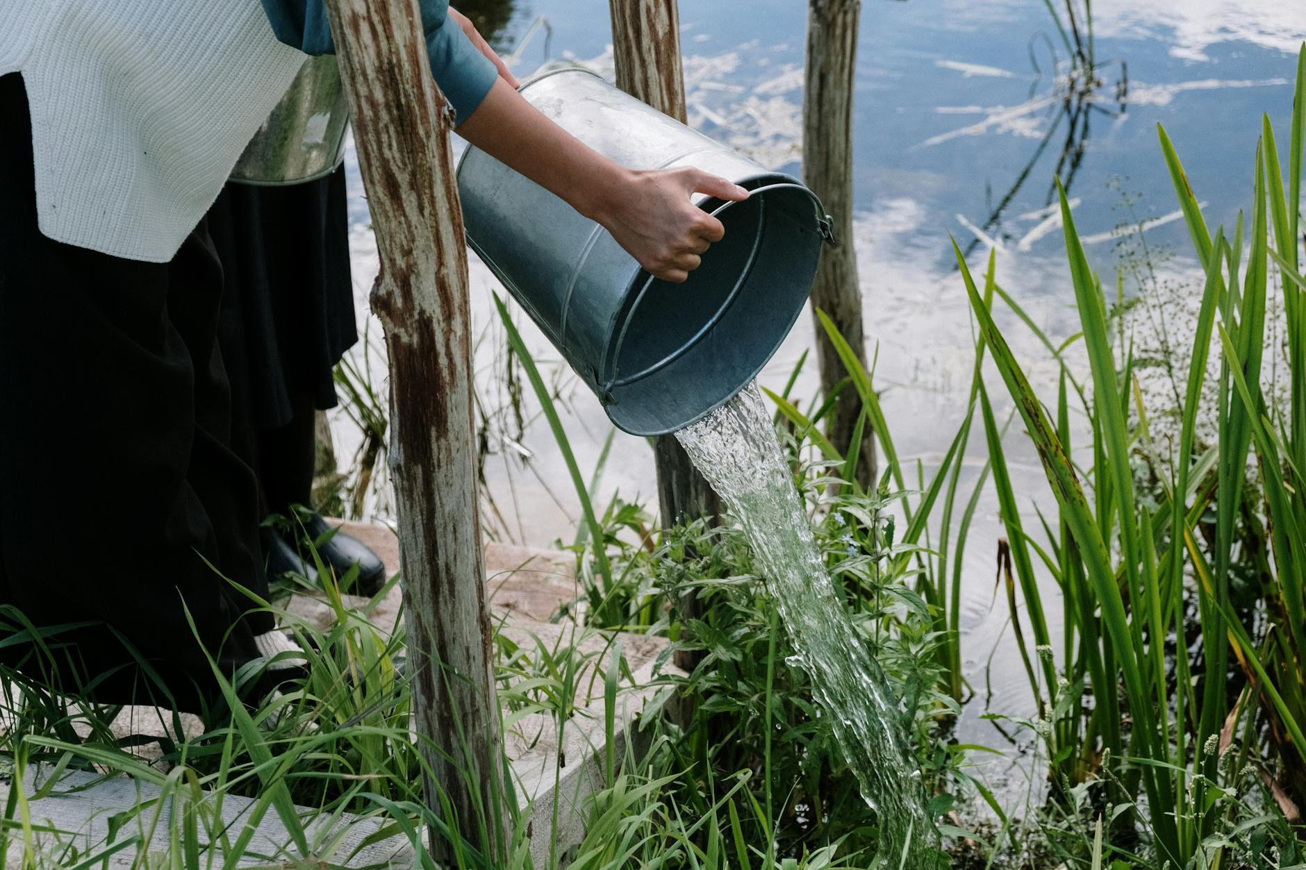 The equator water demonstration in Nanyuki